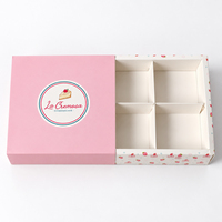 Boîte cadeau pour pâtisserie et desserts, en carton blanc épais 350 g/m², 4 compartiments, avec séparateurs pour tartes et cheesecakes, boîte alimentaire en papier
