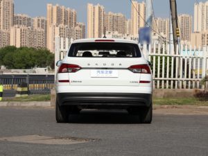 2025 Skoda kamiq SUV Xăng Đức kỹ thuật Ngân Sách-Tính năng thân thiện với hộp số Tay ghế da phía sau máy ảnh trái chỉ đạo - Product Image 6