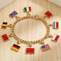 Breloques drapeaux du monde en gros, breloques drapeaux de pays personnalisées dorées, en acier inoxydable, pour la fabrication de bijoux DIY, bracelets pour femmes et hommes