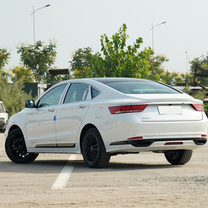 Usado para <span class=keywords><strong>Bo</strong></span> Rui 1,8 T Turbo Sedan Dirección izquierda Interior oscuro Asientos de cuero R18 Ruedas Techo solar panorámico automático - Product Image 2