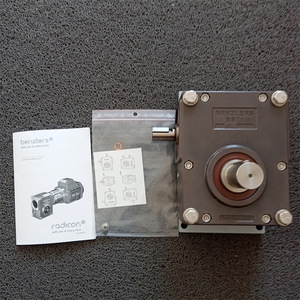 Réducteur de vitesse Benzlers BS71ENV en acier allié, pièce de rechange industrielle - Product Image 2