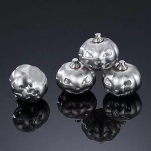 Personnalisé créatif rapide-congelé métal tête de citrouille <span class=keywords><strong>whisky</strong></span> glace <span class=keywords><strong>Rolling</strong></span> <span class=keywords><strong>Stones</strong></span> Cubes Drinkware accessoires - Product Image 4