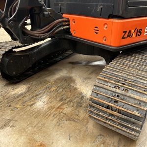 Mini-excavatrice hydraulique Hitachi ZX50U d'occasion d'origine japonaise, 5,33 tonnes, avec moteur, boîte de vitesses, pompe, roulement et PLC - Product Image 6