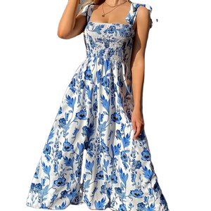 Robe décontractée à fleurs d'été pour femmes <span class=keywords><strong>gilet</strong></span> <span class=keywords><strong>long</strong></span> bleu et blanc pour les vacances à la <span class=keywords><strong>plage</strong></span> - Product Image 1