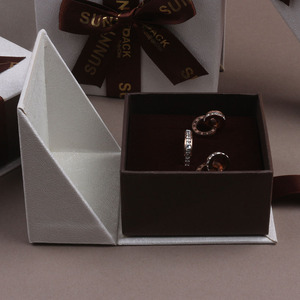 Vente en gros en usine petite boîte en carton kraft <span class=keywords><strong>blanc</strong></span> écologique pour l'emballage de bijoux - Product Image 3
