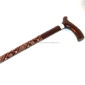 Bastón de madera maciza con logotipo personalizado y mango de EVA para actividades al aire libre como senderismo - Product Image 2