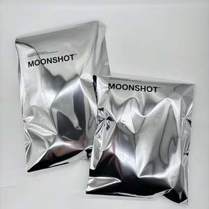 Bolsa de Envío Metálica Plateada con Logotipo Personalizado, Tira Autoadhesiva, Bolsa de Correo de Papel de Aluminio y Poliéster para Ropa - Product Image 3