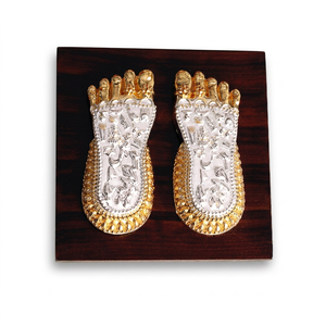 Idolo Religioso Hindú de la Diosa Lakshmi, Chapado en Oro y Plata, de 3 Pulgadas, para Decoración del Hogar, Templo, Pooja, Diwali, Aniversario, Boda - Product Image 1