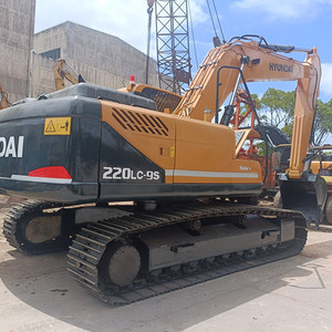 รถขุดไฮดรอลิกแบบตีนตะขาบ Hyundai 220lc-9s พร้อมเครื่องยนต์ Cummins PLC และปั๊มไฮดรอลิก - ราคาสุดคุ้ม กำลัง 107 กิโลวัตต์ - Product Image 4