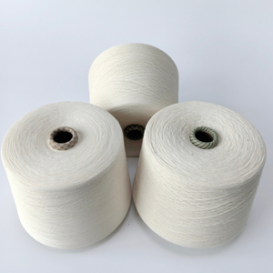 Filato Ecologico in <span class=keywords><strong>Cotone</strong></span> Organico Brasiliano 40S Pettinato Siro 60/40 CVC Poliestere Melange per Maglieria e Tessitura Compatta - Product Image 2