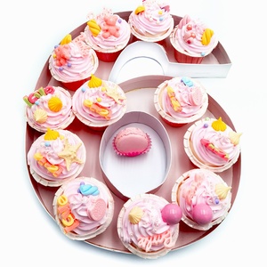 Plateau à charcuterie remplissable amusant pour femme, en papier mâché et carton, en forme de pénis, pour enterrement de vie de jeune fille - Product Image 6