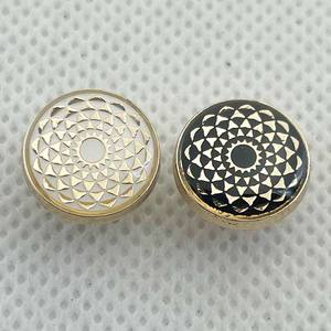 Neostar Bouton pression à ressort en métal personnalisé avec couleur de <span class=keywords><strong>peinture</strong></span> pour vêtements Bouton pression en métal pour cuir - Product Image 6