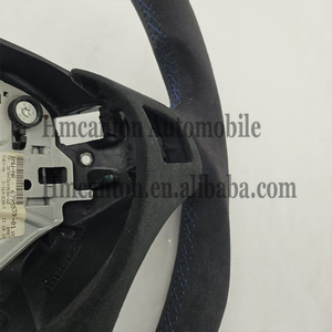 Volante deportivo con franja superior blanca de Alcántara, el más popular, para BMW E90 E91 E92 E93 Serie 3. - Product Image 3