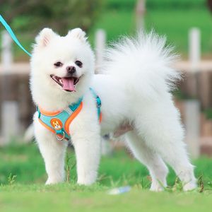 Arnés Reflectante para Mascotas Josying, al por Mayor, Moderno, Transpirable, de Gamuza Suave, Ajustable, con Correa y Hebillas para Pasear Perros - Product Image 3