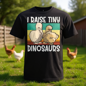 Camiseta con diseño retro vintage de I Raise Tiny Dinosaurs Silkie Chicken Lover - Product Image 3