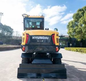 Excavatrice hydraulique sur roues HW60 5,75 tonnes, petite machine de terrassement portable pour travaux agricoles et routiers - Product Image 4