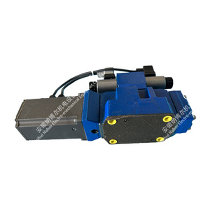 R900751112 4WRKE16W8-125L-3X/6EG24EK31/F1D3M วาล์วควบคุมทิศทางแบบสัดส่วน - Product Image 5