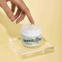 Crème faciale à l'acide salicylique pour le nettoyage en profondeur des pores et le soin de l'acné 50g