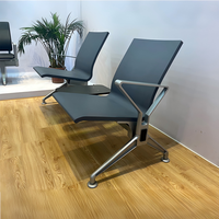 Kursi Bandara Ergonomis Berbahan Metal dengan Sandaran Tangan 3 Dudukan Tahan Korosi Mudah Dibersihkan untuk Lobi Bank Rumah Sakit Mal Pusat Kebugaran Penggunaan Luar Ruangan