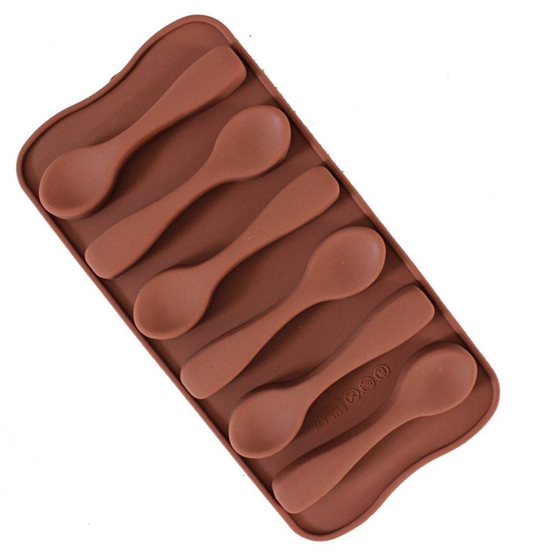 6 consecutive spoon-shaped molds