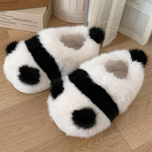 XIXITIAO Pantoufles d'automne et d'hiver pour femmes, pantoufles en peluche pour enfants, grandes chaussures d'animaux vache, pantoufles d'intérieur moelleuses pour filles - Product Image 3