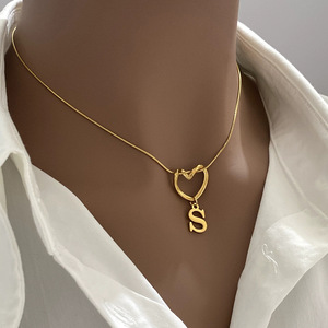 Collares con Colgante <span class=keywords><strong>de</strong></span> Moda, 26 Letras Inglesas, Acero Inoxidable, Chapado en <span class=keywords><strong>Oro</strong></span>, Collar Geométrico Irregular, Collares con Colgante Fino - Product Image 3