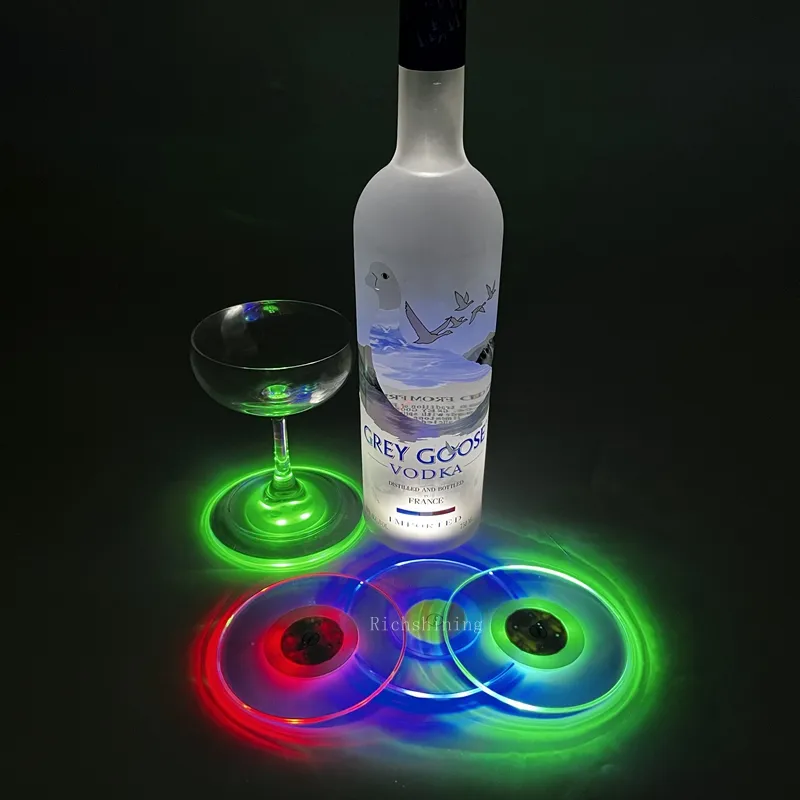 Plastica acrilica LED OEM scintillante colorato tazza di vino tappetino EVA schiuma Logo personalizzato sottobicchieri stoviglie Pad per birra bottiglia di vetro