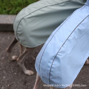 Impermeable de Poliéster para Perros Pequeños y Medianos, Diseño Italian Greyhound Whippet; Poncho para Mascotas con Triple Protección para Todas las Estaciones - Product Image 4