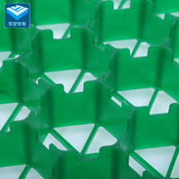 Grille hexagonale en plastique HDPE pour stabiliser les allées, pavés pour gravier et pelouse