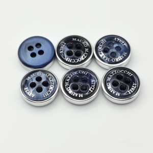 Nhà Máy bán hàng bán buôn Logo UV mạ thời trang chất lượng cao nhựa Vòng 4 lỗ người đàn ông áo sơ mi nút - Product Image 6