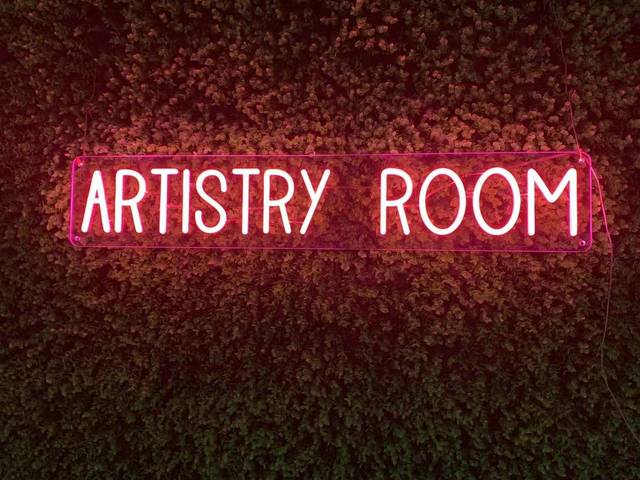 China Manufactory Custom Acrylic Neon Sign