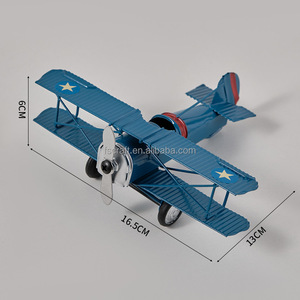 Modellino di Aereo Biplano Vintage Fatto a Mano FanShu Decorazione Creativa per Casa e Ufficio Modello di Aereo in Metallo - Product Image 2