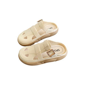 Les dernières chaussures plates tendance en PVC faciles à porter, pantoufles douces pour la plage - Product Image 1