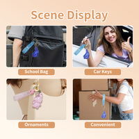 Porte-clés en silicone avec repose-poignet, personnages de dessins animés d'anime en 3D, accessoire de protection du poignet
