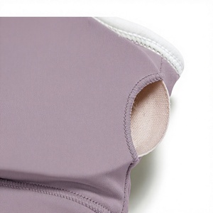 Sujetador deportivo de tirantes dobles finos para mujer, con espalda cruzada, almohadillas extraíbles, a prueba de golpes, para yoga, gimnasio, pilates, top corto. - Product Image 4