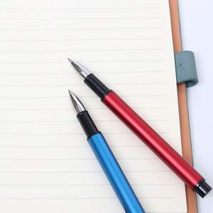 ปากกาเจลเมทัลลิกขนาด 0.5 <span class=keywords><strong>ม</strong></span><span class=keywords><strong>ม</strong></span>. สำหรับสำนักงานและโรงเรียน - อุปกรณ์จำเป็นสำหรับฤดูกาลเปิดเทอ<span class=keywords><strong>ม</strong></span> - Product Image 3