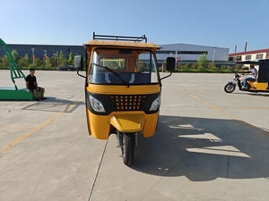 Motos Bajaj à trois roues à essence refroidies à l'eau 200CC personnalisables pour les marchés asiatiques et africains Modèles de moteurs populaires - Product Image 3
