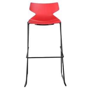<span class=keywords><strong>Tabouret</strong></span> <span class=keywords><strong>de</strong></span> <span class=keywords><strong>bar</strong></span> empilable en acier moderne et contemporain conforme à la norme ANSI/BIFMA pour <span class=keywords><strong>bar</strong></span> à domicile - Meubles commerciaux durables et écologiques - Product Image 3