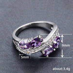 Anello dal Design Elegante in Colore Viola per Donne - Product Image 5