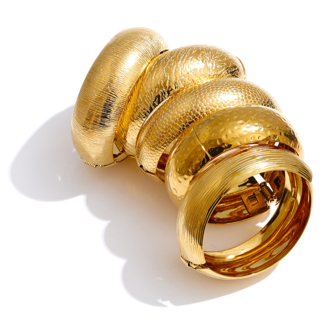 JINYOU 1346 Vintage Gold Chunky Bangle Bracelets Set for Women, Textured Wide Metal Cuff Bangle Jewelry