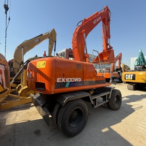 Excavatrice sur pneus Hitachi EX100WD d'occasion en excellent état, faible nombre d'heures, peinture d'origine, bien entretenue, fonctionnement stable, haute efficacité, prête à être expédiée - Product Image 3