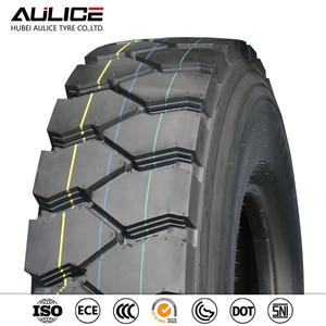 Pneus et roues de bus, pneus à crampons pour l'exploitation minière 12r20 11r22.5. Pneus 12r22.5, 11.00r20 pour pièces de camions - Product Image 3