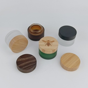 Barattolo in Vetro Smerigliato da 50ml con Coperchio in Bambù Nero Opaco, Barattolo in Vetro Smerigliato per Crema Viso, Coperchio in Legno Marrone Scuro, Barattolo Verde Smerigliato - Product Image 2