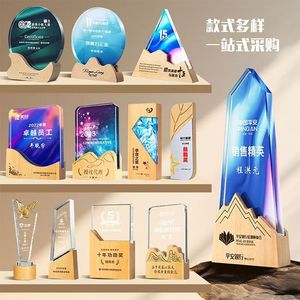 Trofeos de madera personalizados, premios de cristal con grabado de logotipo para eventos corporativos y programas de reconocimiento. - Product Image 1