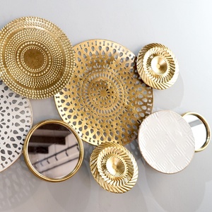 Décoration <span class=keywords><strong>murale</strong></span> de luxe Art Déco de grande taille, blanche et dorée, en métal 3D avec <span class=keywords><strong>suspension</strong></span> miroir - Product Image 5