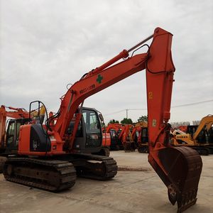 Excavadora Hitachi ZX135 usada a la venta-Bomba de motor y engranaje de motor Cummins original japonesa modelo 2019 de 12 toneladas - Product Image 5