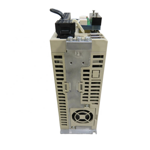 Nouveau variateur de fréquence Sigma 7 original SGD7W 2R8A20A 2,8 kW triphasé et VFD - Product Image 6