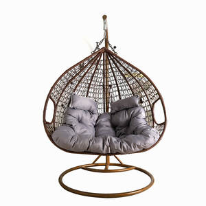 Chaise de balcon de loisirs au design tendance, cadre double en aluminium, panier en rotin tressé, chaise suspendue à bascule, chaise œuf suspendue - Product Image 2