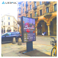 Publicité en plein air de 10 pièces OEM ODM P2.5 P3 P4 P5, équipement de jeu pour la publicité professionnelle, Totem, écran d'affichage LED