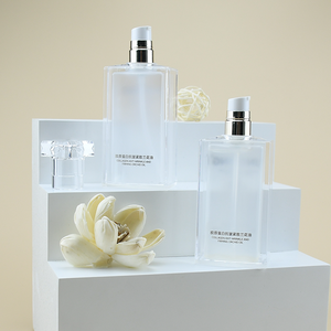 ขวดโลชั่นบำรุงผิวครีมเซรั่มน้ำมันเส้นผมอะคริลิคขนาด40มล. 60/65มล. ขวดพลาสติก - Product Image 2